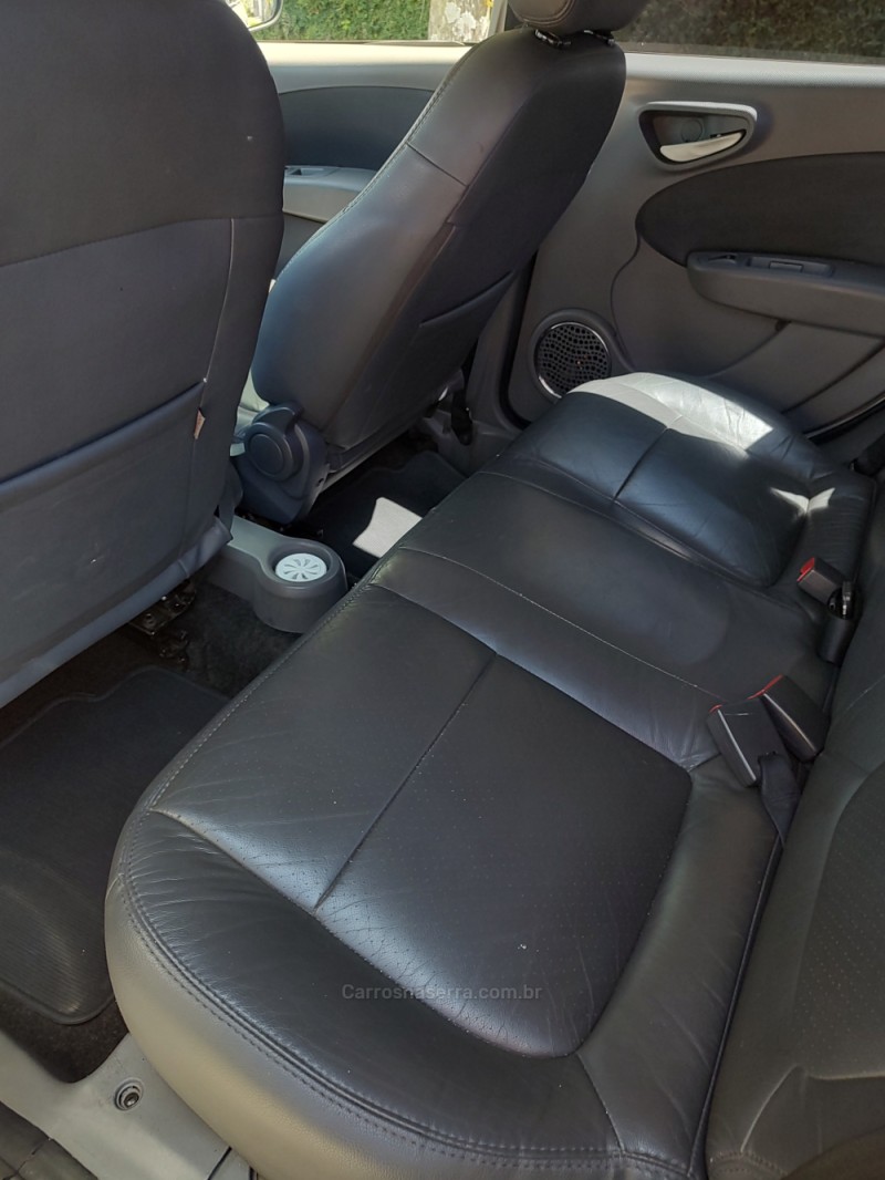 GRAND SIENA 1.6 MPI ESSENCE 16V FLEX 4P AUTOMATIZADO - 2013 - CAMPO BOM