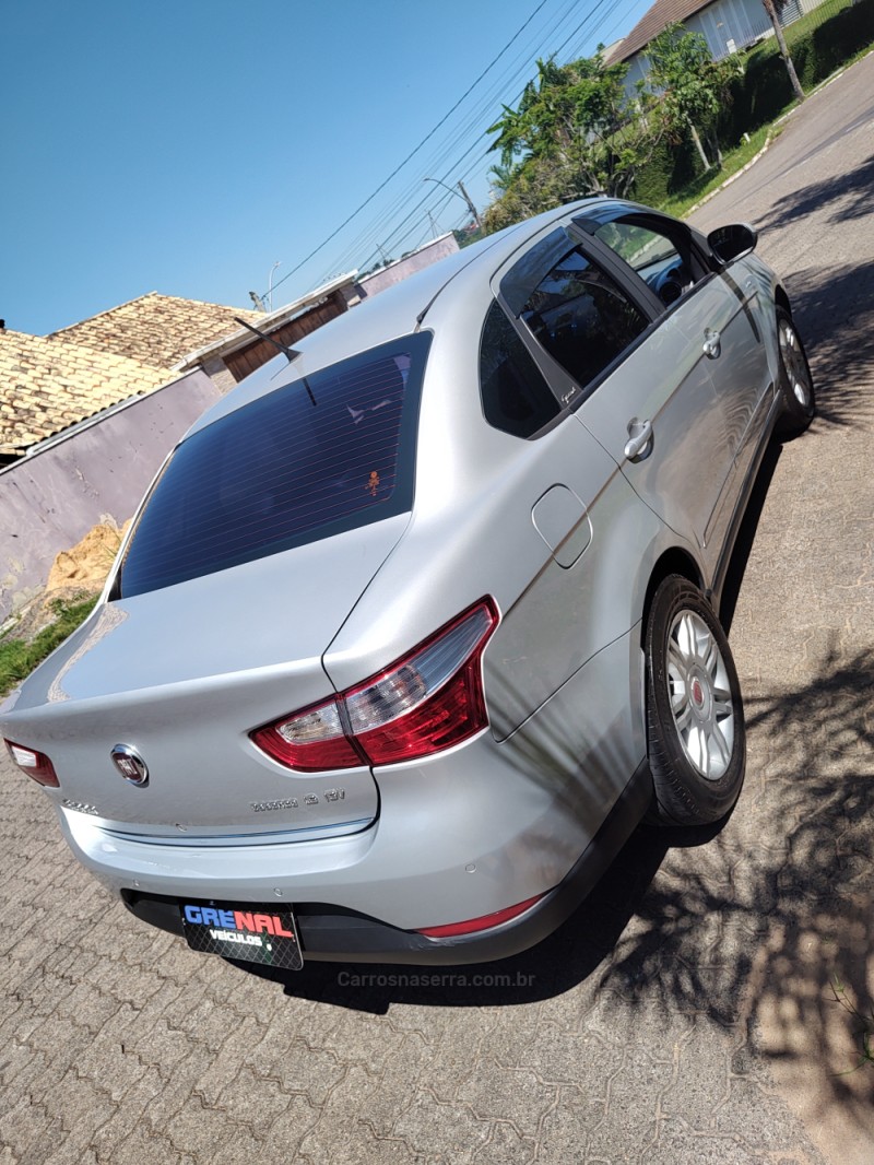 GRAND SIENA 1.6 MPI ESSENCE 16V FLEX 4P AUTOMATIZADO - 2013 - CAMPO BOM