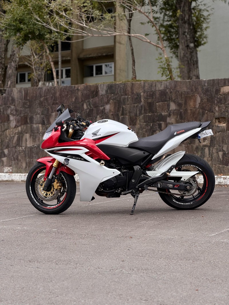 CBR 600F  - 2013 - CAXIAS DO SUL