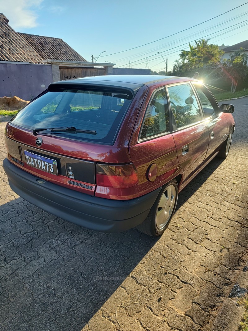 ASTRA 2.0 MPFI GLS 8V GASOLINA 4P MANUAL - 1994 - CAMPO BOM