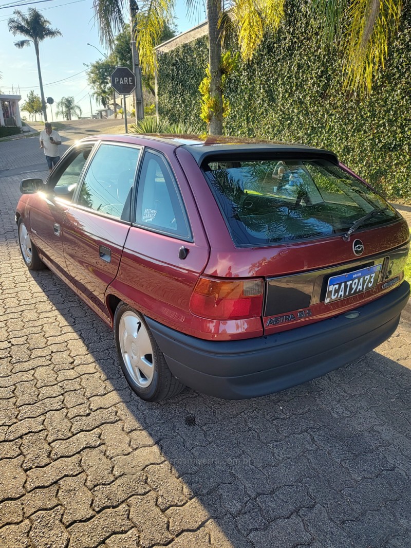 ASTRA 2.0 MPFI GLS 8V GASOLINA 4P MANUAL - 1994 - CAMPO BOM