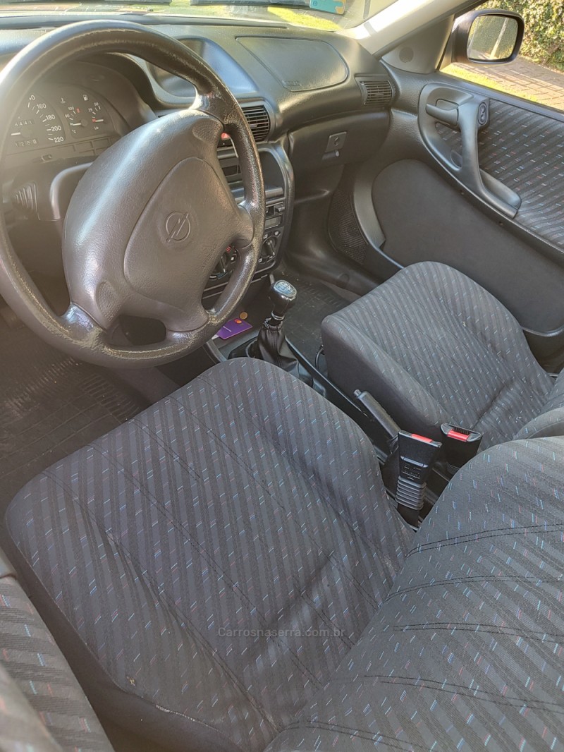 ASTRA 2.0 MPFI GLS 8V GASOLINA 4P MANUAL - 1994 - CAMPO BOM