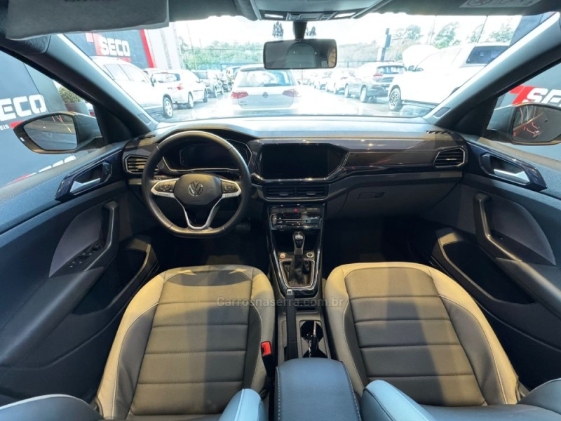 T-CROSS 1.0 COMFORTLINE TSI FLEX 4P AUTOMÁTICO - 2024 - PASSO FUNDO