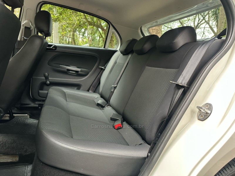 GOL 1.0 12V MPI TOTALFLEX 4P MANUAL - 2023 - DOIS IRMãOS