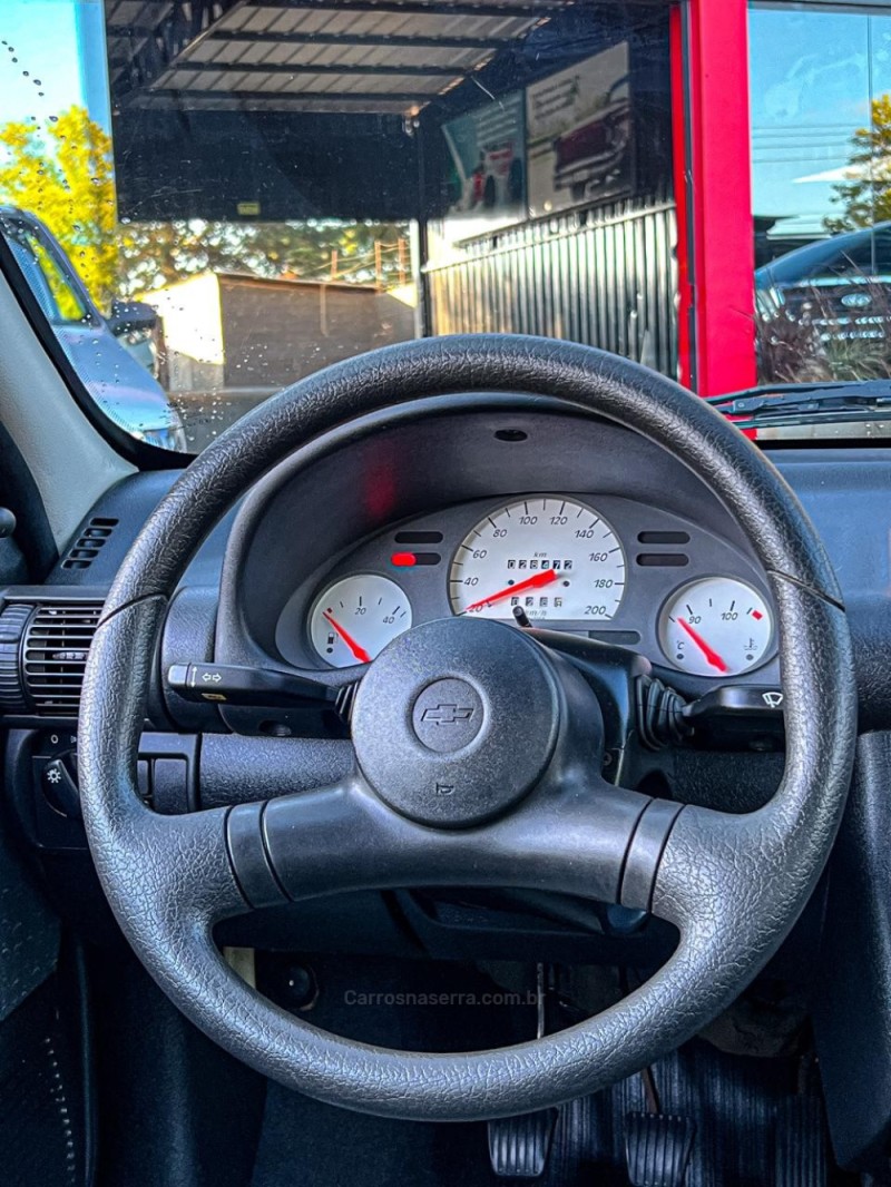 CORSA 1.0 MPF WIND 8V GASOLINA 4P MANUAL - 2001 - CANELA