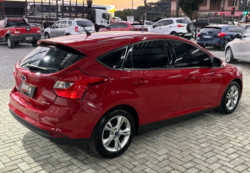 FOCUS 1.6 S HATCH 16V FLEX 4P AUTOMÁTICO - 2014 - CAXIAS DO SUL