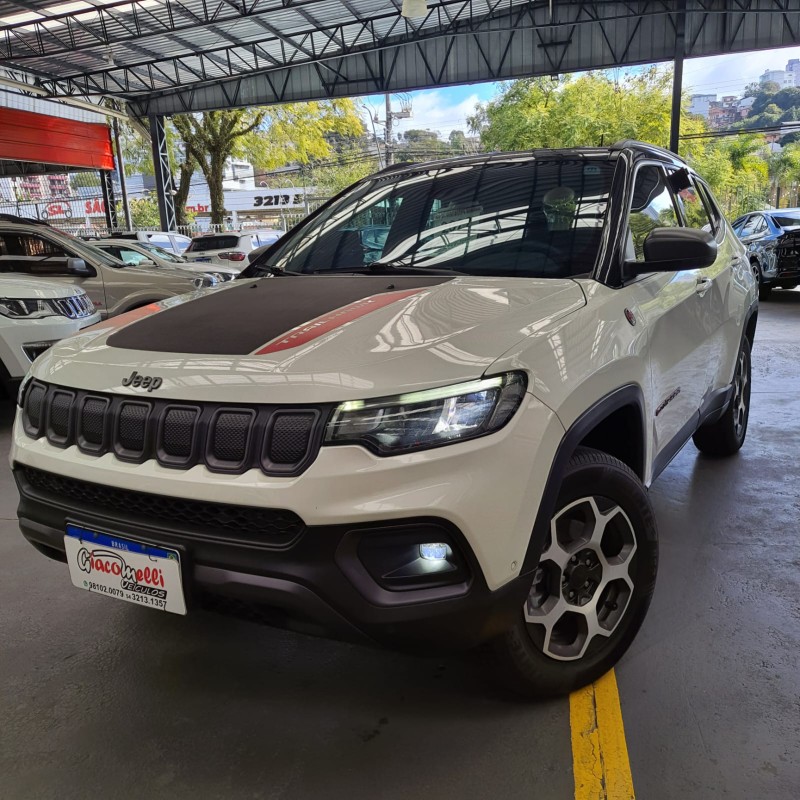COMPASS 2.0 16V DIESEL TRAILHAWK 4X4 AUTOMÁTICO - 2022 - CAXIAS DO SUL