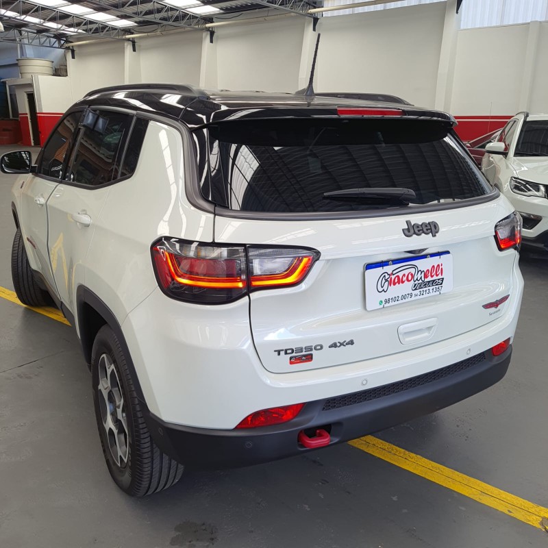 COMPASS 2.0 16V DIESEL TRAILHAWK 4X4 AUTOMÁTICO - 2022 - CAXIAS DO SUL