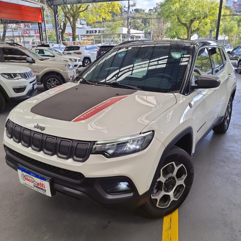 COMPASS 2.0 16V DIESEL TRAILHAWK 4X4 AUTOMÁTICO - 2022 - CAXIAS DO SUL