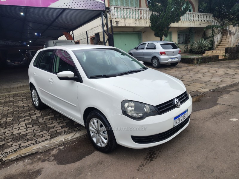 POLO 1.6 MI 8V FLEX 4P MANUAL - 2012 - GUAPORé