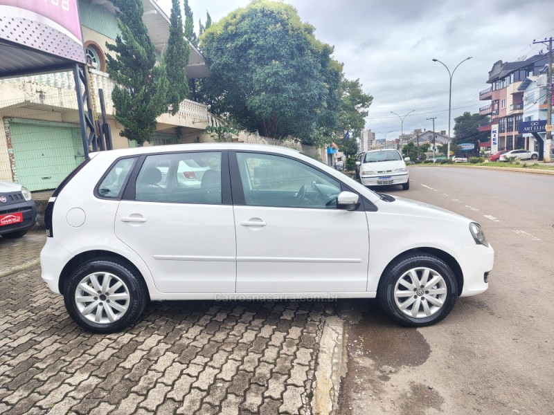 POLO 1.6 MI 8V FLEX 4P MANUAL - 2012 - GUAPORé