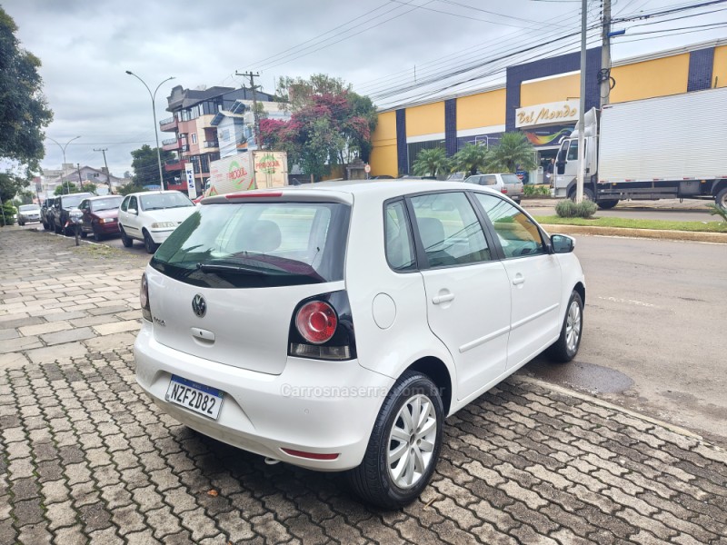 POLO 1.6 MI 8V FLEX 4P MANUAL - 2012 - GUAPORé