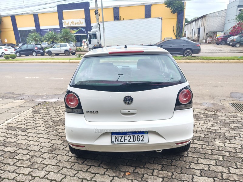 POLO 1.6 MI 8V FLEX 4P MANUAL - 2012 - GUAPORé