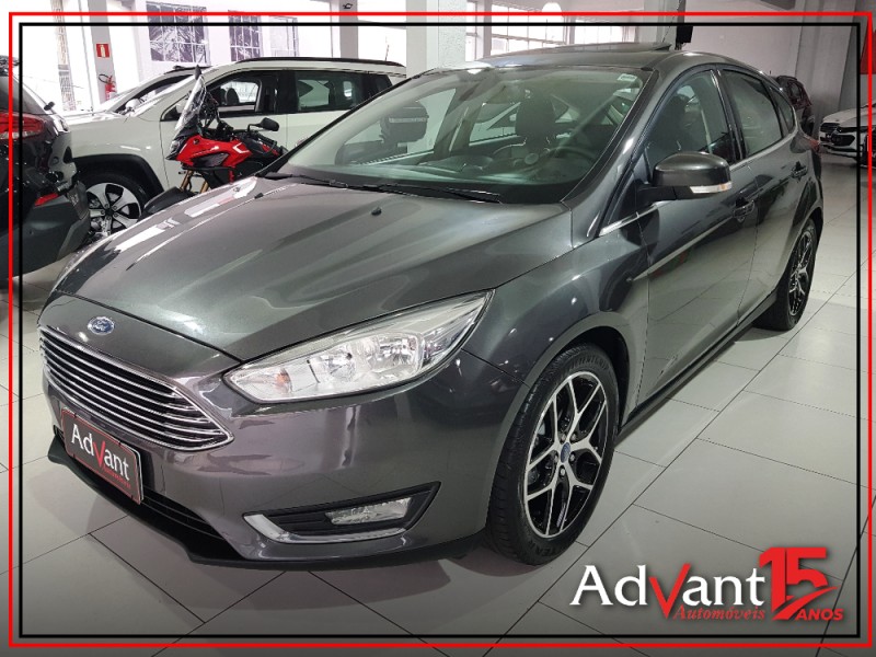 focus 2.0 titanium hatch 16v flex 4p automatico 2017 caxias do sul