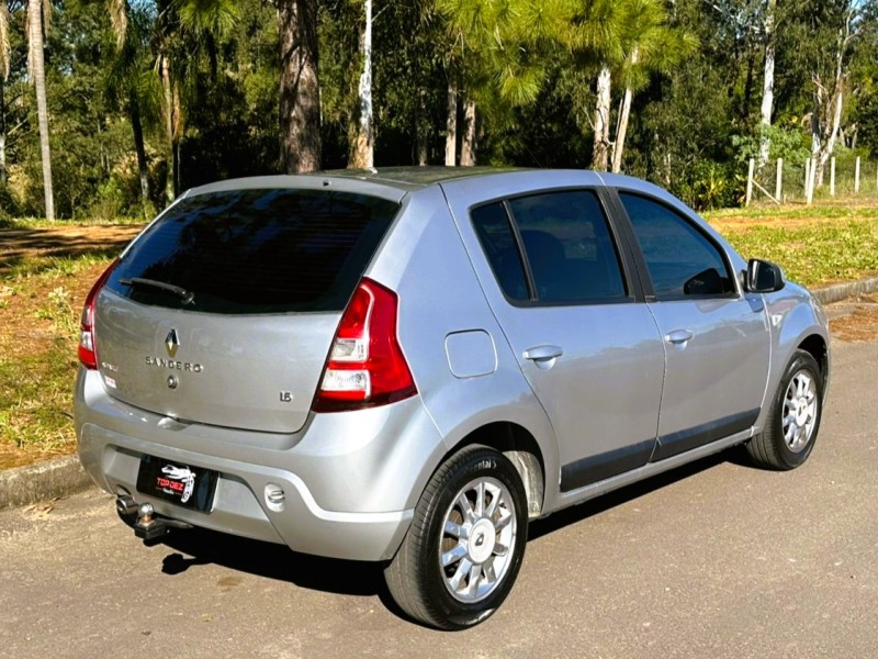 SANDERO 1.6 PRIVILÉGE 8V HI-FLEX 4P MANUAL - 2014 - SãO SEBASTIãO DO CAí