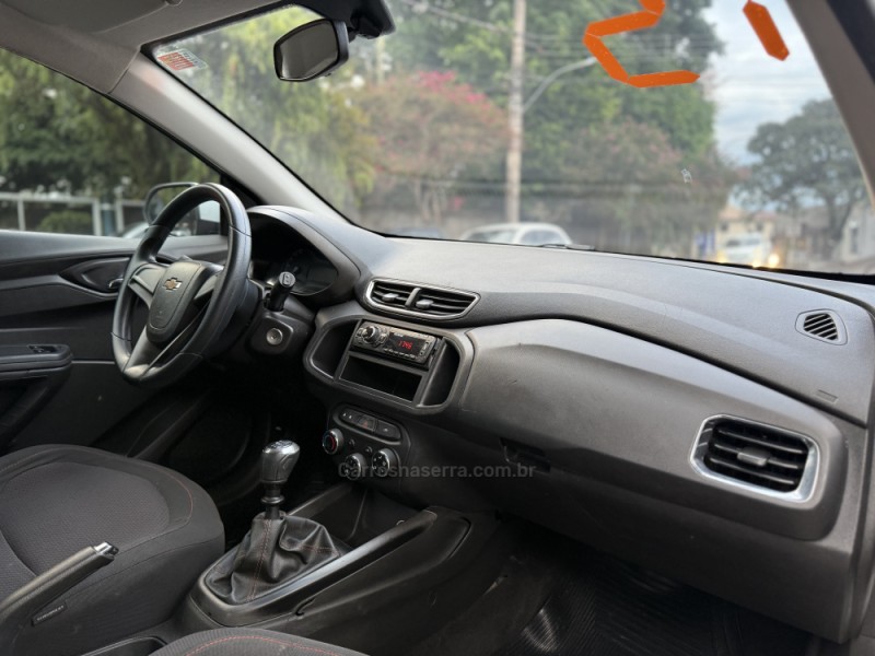 ONIX 1.4 MPFI LT 8V FLEX 4P MANUAL - 2015 - PAROBé
