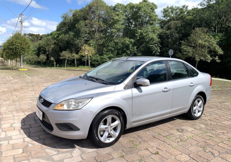 FOCUS 2.0 GLX 16V GASOLINA 4P AUTOMÁTICO - 2009 - GUAPORé