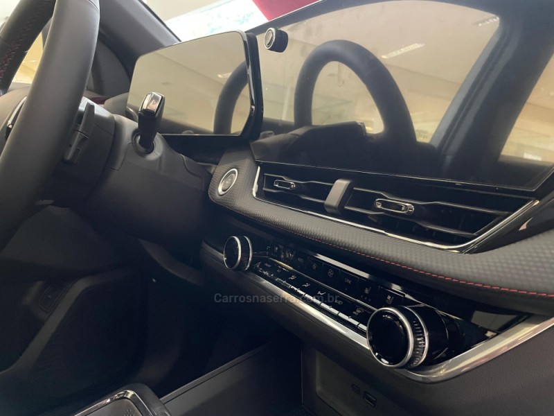 EQUINOX 1.5 RS 16V TURBO GASOLINA 4P AUTOMÁTICO - 2025 - VERANóPOLIS