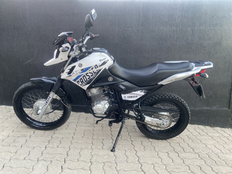 XTZ 150 CROSSER E - 2015 - NOVA PRATA