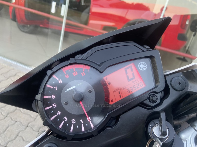 XTZ 150 CROSSER E - 2015 - NOVA PRATA
