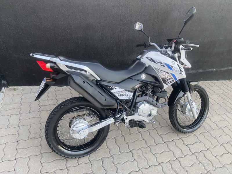 XTZ 150 CROSSER E - 2015 - NOVA PRATA