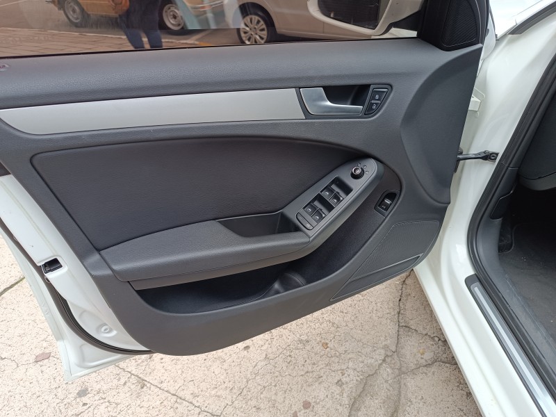 A4 2.0 TFSI 16V 183CV GASOLINA 4P MULTITRONIC - 2011 - FLORES DA CUNHA