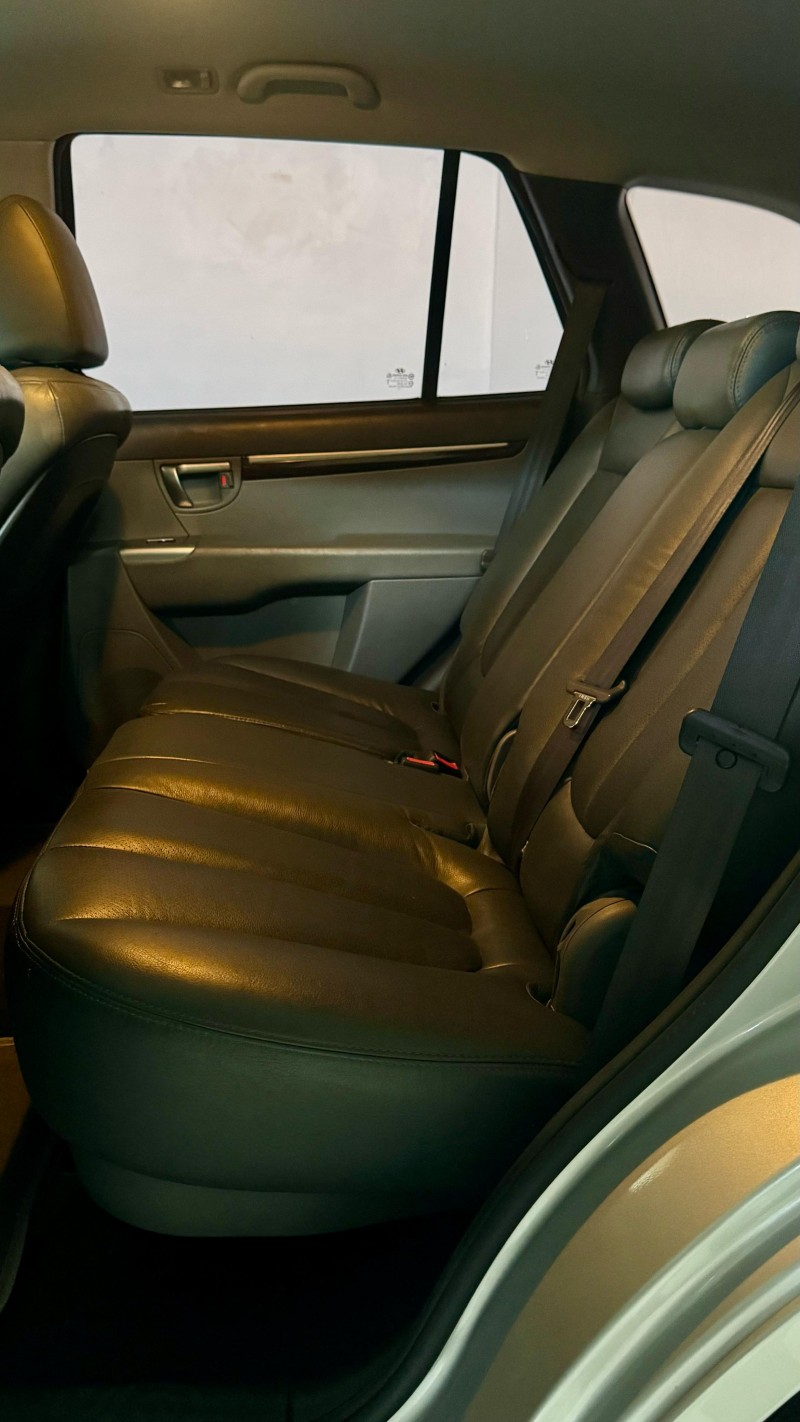 SANTA FÉ 2.4 MPI 2WD 16V GASOLINA 4P AUTOMÁTICO - 2012 - ESTâNCIA VELHA