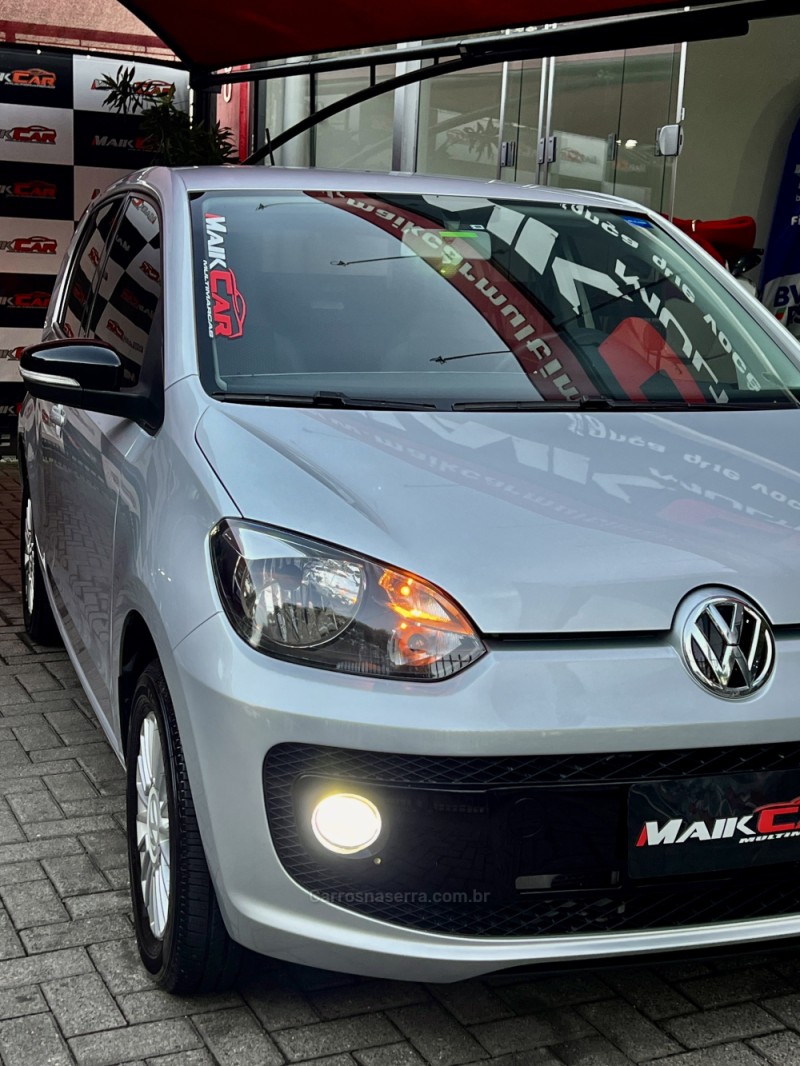 UP 1.0 TSI MOVE UP 12V FLEX 4P MANUAL - 2017 - ESTâNCIA VELHA