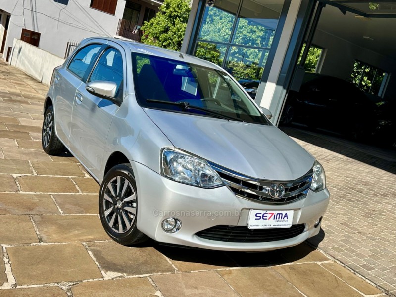 ETIOS 1.5 PLATINUM 16V FLEX 4P MANUAL - 2016 - GUAPORé