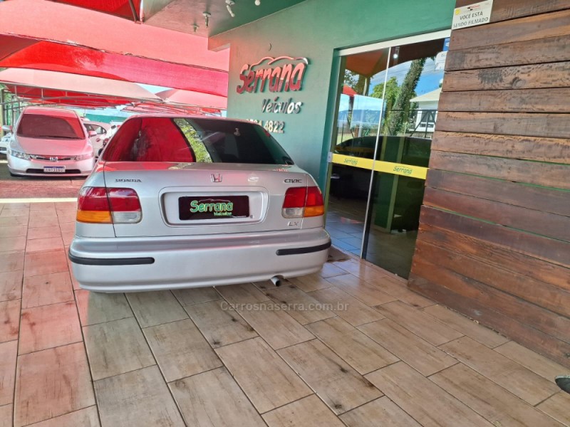 CIVIC 1.6 LX 16V GASOLINA 4P AUTOMÁTICO - 1998 - DOIS IRMãOS