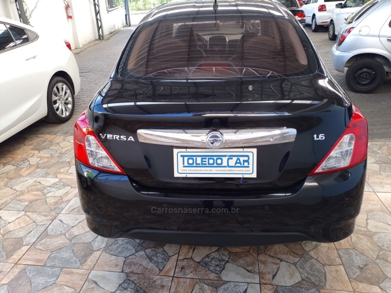 VERSA 1.6 16V FLEX UNIQUE 4P MANUAL - 2016 - CAXIAS DO SUL