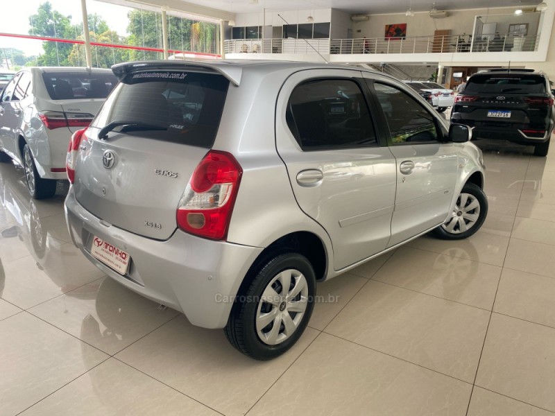 ETIOS 1.3 XS 16V FLEX 4P MANUAL - 2013 - LAJEADO