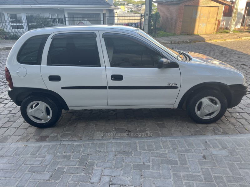 CORSA 1.0 MPFI SUPER 8V GASOLINA 4P MANUAL - 1996 - VERANóPOLIS