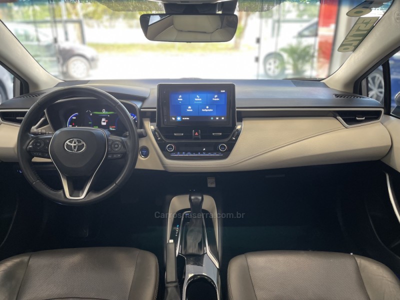 COROLLA 1.8 ALTIS PREMIUM 16V HÍBRIDO 4P AUTOMÁTICO - 2023 - ESTâNCIA VELHA