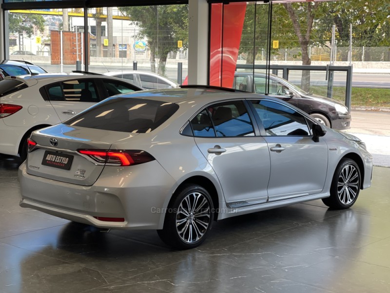 COROLLA 1.8 ALTIS PREMIUM 16V HÍBRIDO 4P AUTOMÁTICO - 2023 - ESTâNCIA VELHA