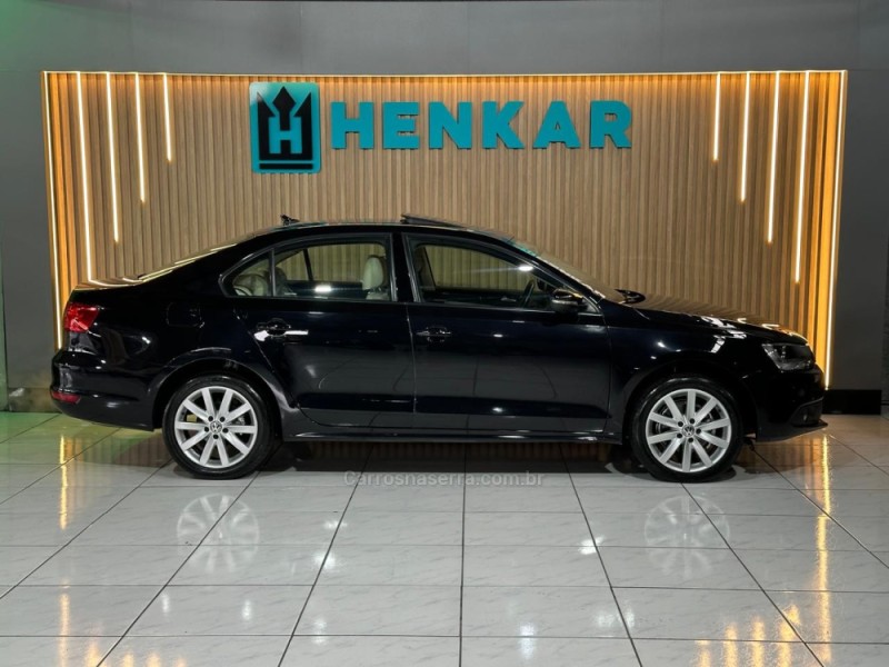 JETTA 2.0 COMFORTLINE FLEX 4P TIPTRONIC - 2013 - CAMPO BOM