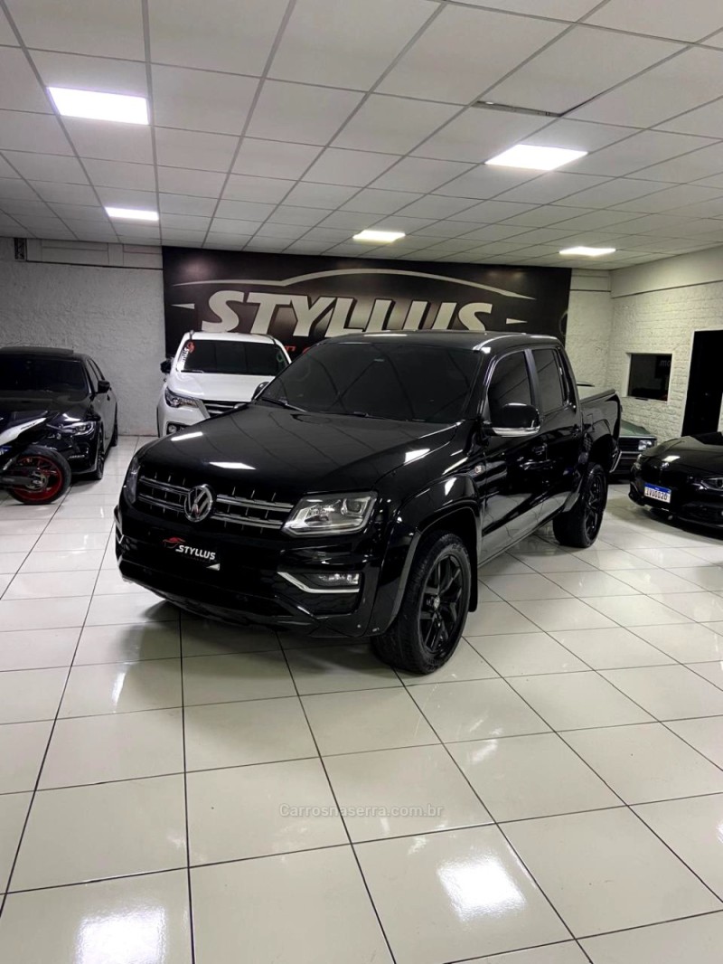 AMAROK 2.0 HIGHLINE 4X4 CD 16V TURBO INTERCOOLER DIESEL 4P AUTOMÁTICO - 2020 - ESTâNCIA VELHA