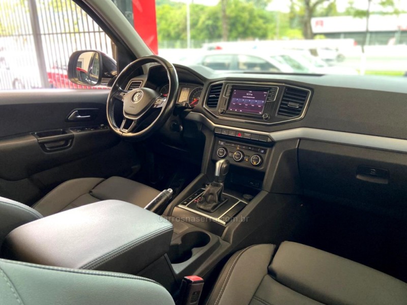 AMAROK 2.0 HIGHLINE 4X4 CD 16V TURBO INTERCOOLER DIESEL 4P AUTOMÁTICO - 2020 - ESTâNCIA VELHA