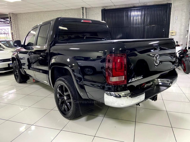 AMAROK 2.0 HIGHLINE 4X4 CD 16V TURBO INTERCOOLER DIESEL 4P AUTOMÁTICO - 2020 - ESTâNCIA VELHA