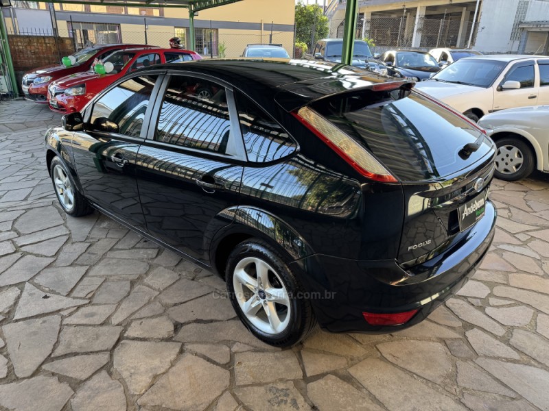 FOCUS 1.6 8V FLEX 4P MANUAL - 2010 - CAXIAS DO SUL
