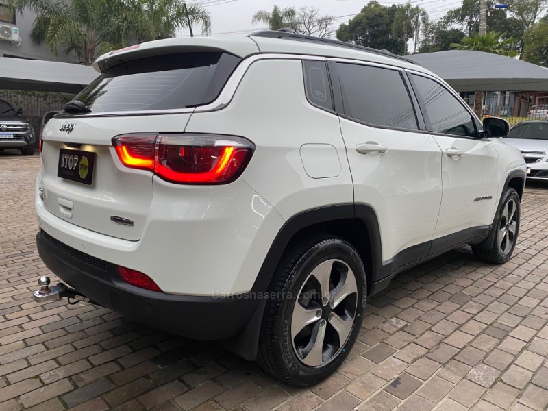 COMPASS 2.0 16V DIESEL LONGITUDE 4X4 AUTOMÁTICO - 2018 - DOIS IRMãOS