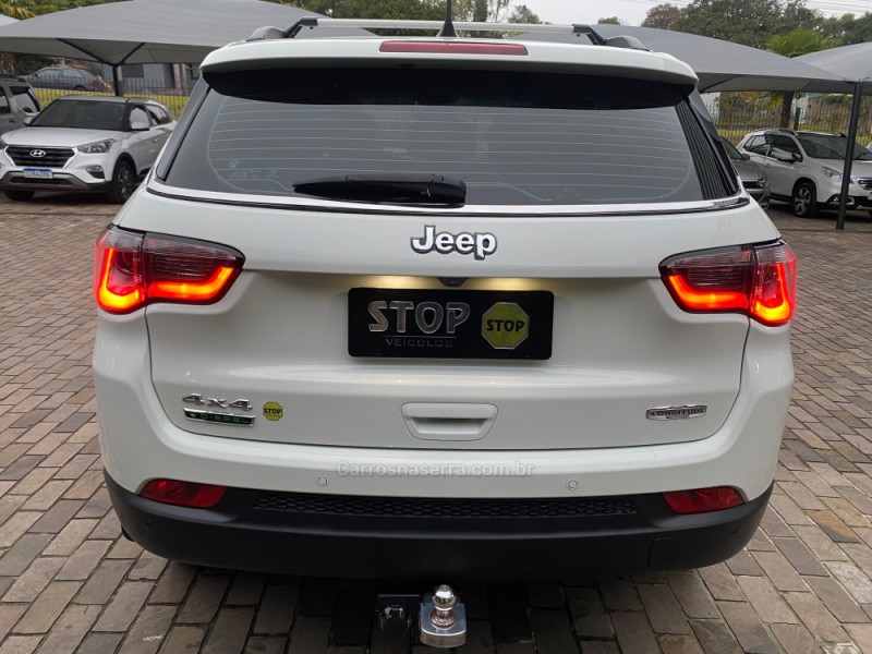 COMPASS 2.0 16V DIESEL LONGITUDE 4X4 AUTOMÁTICO - 2018 - DOIS IRMãOS