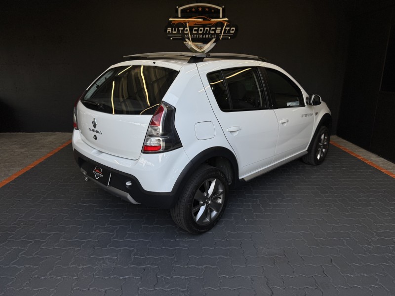 SANDERO 1.6 STEPWAY 8V FLEX 4P MANUAL - 2014 - CAXIAS DO SUL