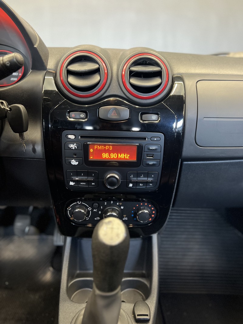SANDERO 1.6 STEPWAY 8V FLEX 4P MANUAL - 2014 - CAXIAS DO SUL