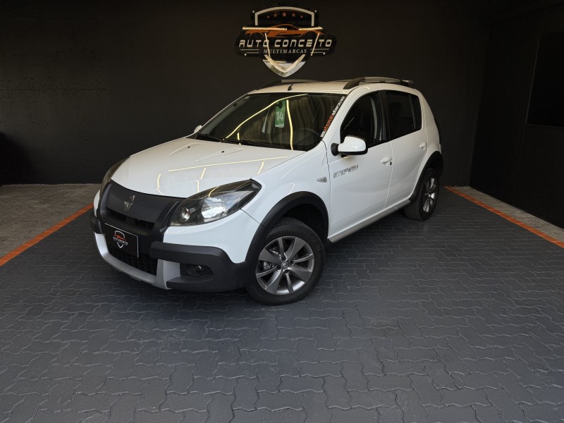 SANDERO 1.6 STEPWAY 8V FLEX 4P MANUAL - 2014 - CAXIAS DO SUL