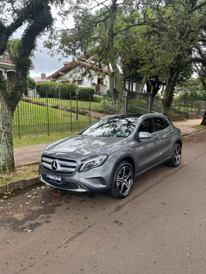 GLA 200 1.6 CGI ENDURO 16V TURBO FLEX 4P AUTOMÁTICO - 2017 - ERECHIM