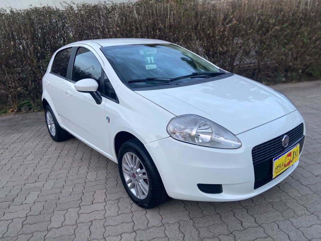 PUNTO 1.4 ATTRACTIVE 8V FLEX 4P MANUAL - 2011 - CAXIAS DO SUL