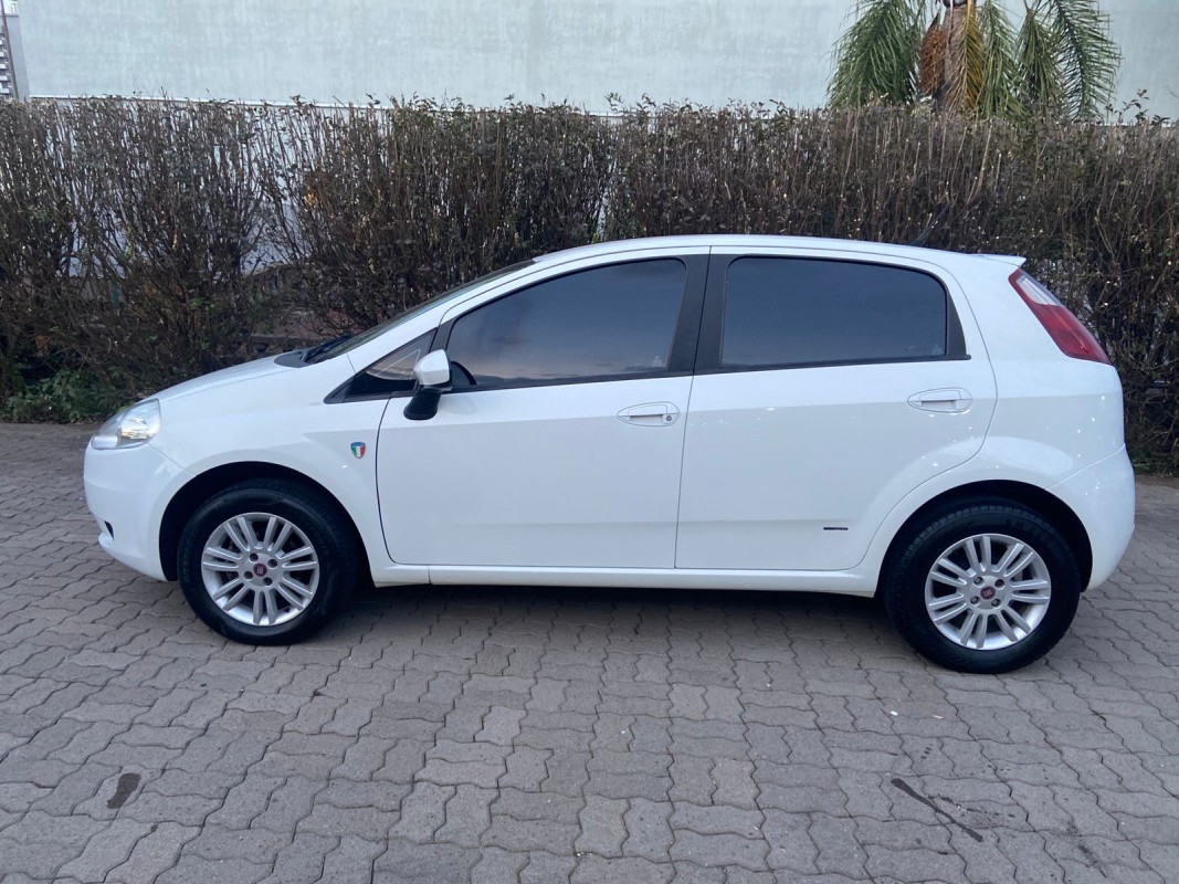 PUNTO 1.4 ATTRACTIVE 8V FLEX 4P MANUAL - 2011 - CAXIAS DO SUL