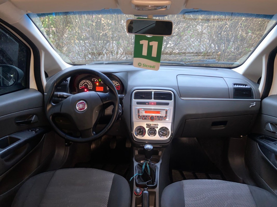PUNTO 1.4 ATTRACTIVE 8V FLEX 4P MANUAL - 2011 - CAXIAS DO SUL