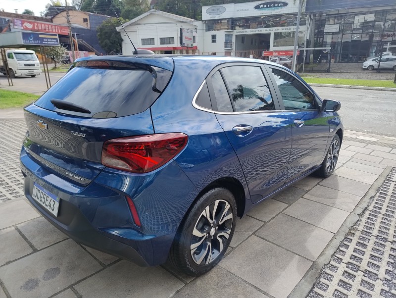 ONIX 1.0 PREMIER II 12V TURBO FLEX 4P AUTOMÁTICO - 2024 - CAXIAS DO SUL
